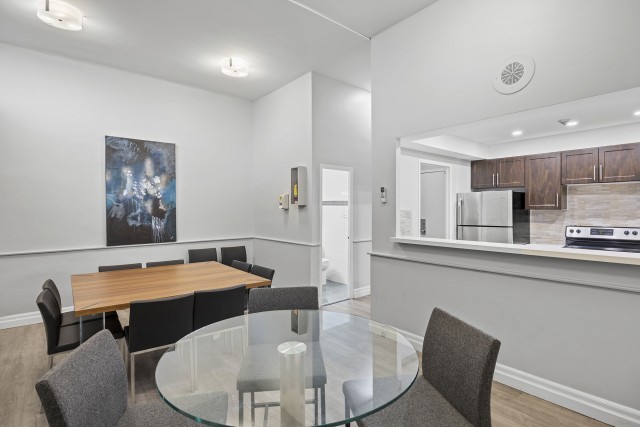 Mississauga Apartment 1 b. $1,875/month. Apartment for rent in Mississauga