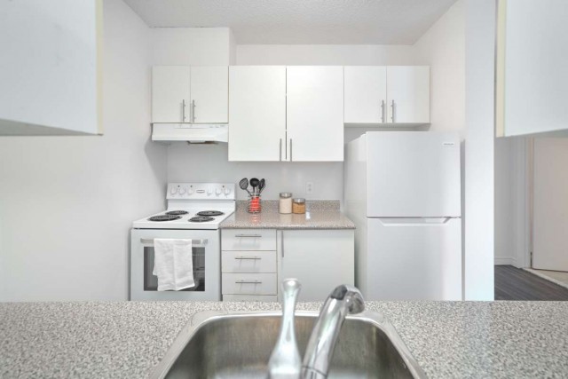 Notre-Dame-de-Grace Apartment Studio $1,145/month. Apartment for rent in Notre-Dame-de-Grace