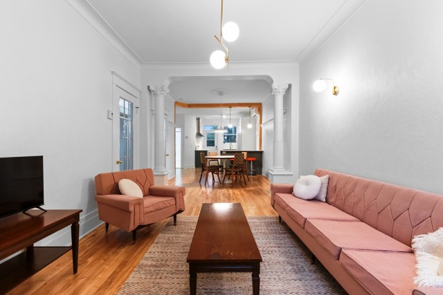 Mirabel  2 b. $80/day. Apartment for rent in Mirabel