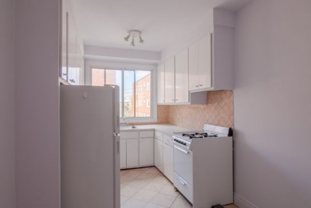 Cote-des-Neiges Apartment 1 b. $1,395/month. Apartment for rent in Cote-des-Neiges