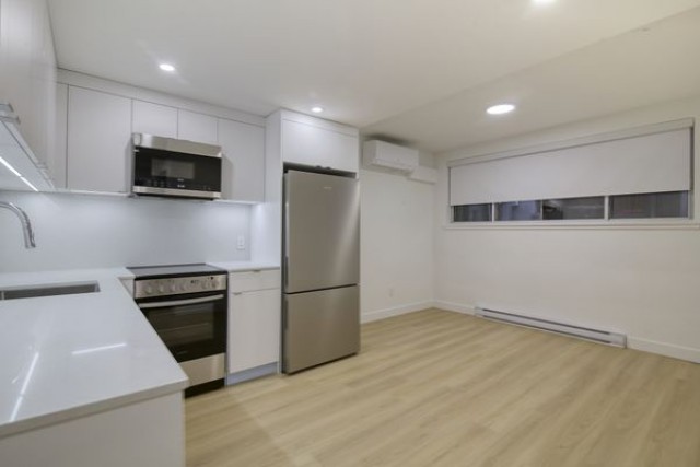 Notre-Dame-de-Grace Apartment 2 b. $1,495/month. Apartment for rent in Notre-Dame-de-Grace
