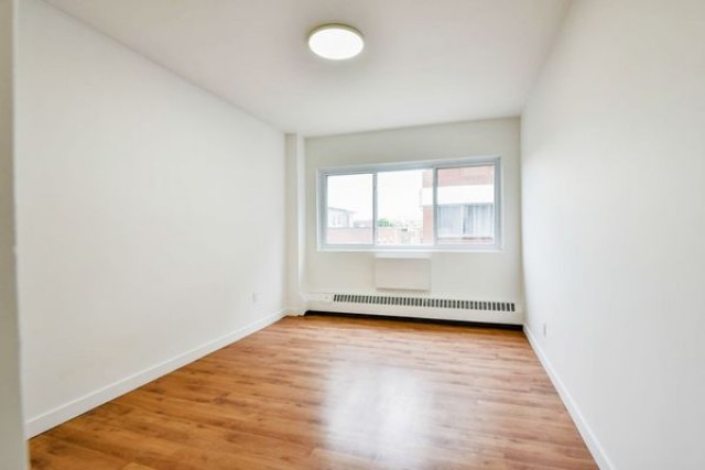 Outremont Apartment 2 b. $1,725/month. Apartment for rent in Outremont