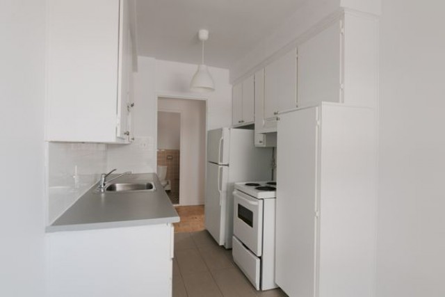 Outremont Apartment 2 b. $1,699/month. Apartment for rent in Outremont