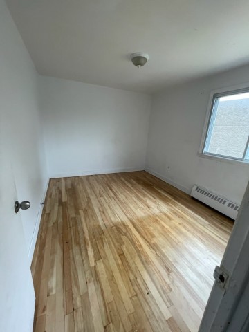  Apartment 1 b. $925/month. Apartment for rent in 