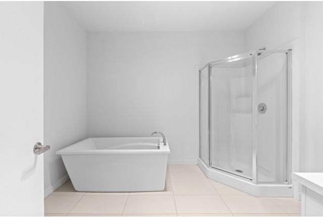 Chateauguay Condo 1-2 b. $1,575/month. Apartment for rent in Chateauguay