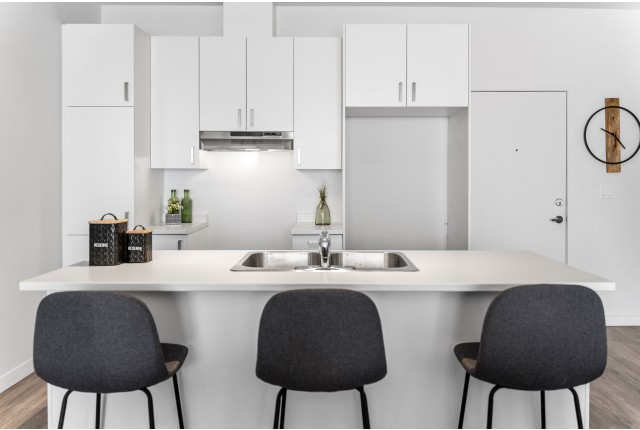 Chateauguay Condo 1-2 b. $1,575/month. Apartment for rent in Chateauguay