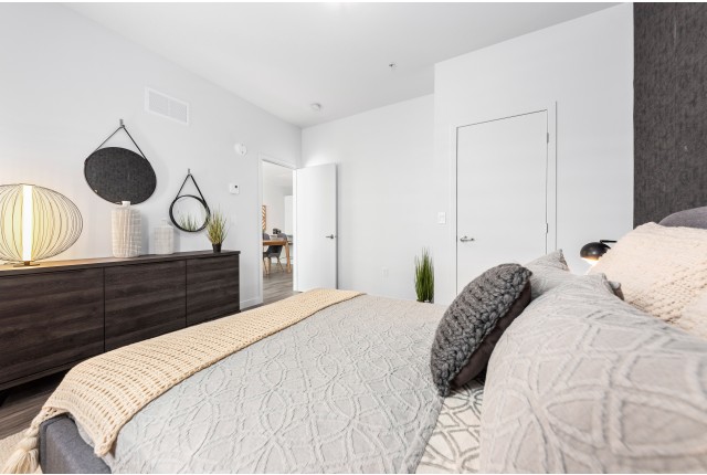 Chateauguay Condo 1-2 b. $1,575/month. Apartment for rent in Chateauguay