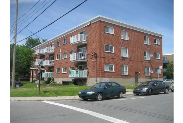 Dorval Apartment 1-2 b. $1,300/month. Apartment for rent in Dorval