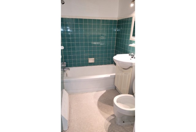 Dorval Apartment 1-2 b. $1,300/month. Apartment for rent in Dorval