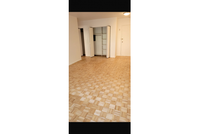 Dorval Apartment 1-2 b. $1,300/month. Apartment for rent in Dorval