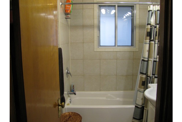 Rosemont,  Petite-Patrie Plex 1-2 b. $1,250/month. Apartment for rent in Rosemont,  Petite-Patrie