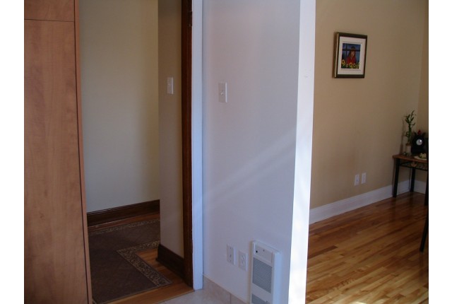 Rosemont,  Petite-Patrie Plex 1-2 b. $1,250/month. Apartment for rent in Rosemont,  Petite-Patrie