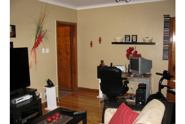 Rosemont,  Petite-Patrie Plex 1-2 b. $1,250/month. Apartment for rent in Rosemont,  Petite-Patrie