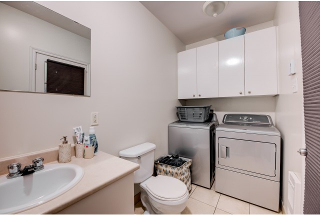 Pointe-Saint-Charles Apartment 2 b. $2,100/month. Apartment for rent in Pointe-Saint-Charles