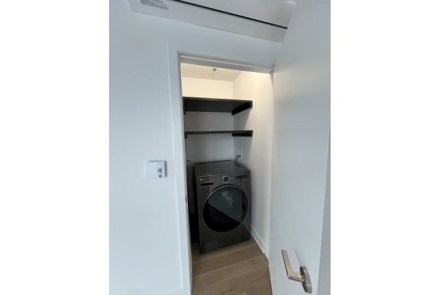 Quartier latin and south-central Condo 2 b. $2,150/month. Apartment for rent in Quartier latin and south-central