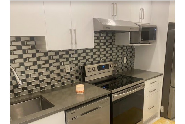 Vancouver House 1 b. $2,000/month. Apartment for rent in Vancouver