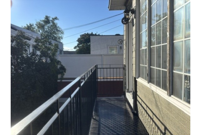 Rosemont,  Petite-Patrie Plex 2 b. $1,600/month. Apartment for rent in Rosemont,  Petite-Patrie